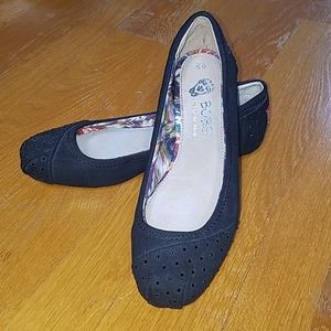 Bob's Ballet Flats